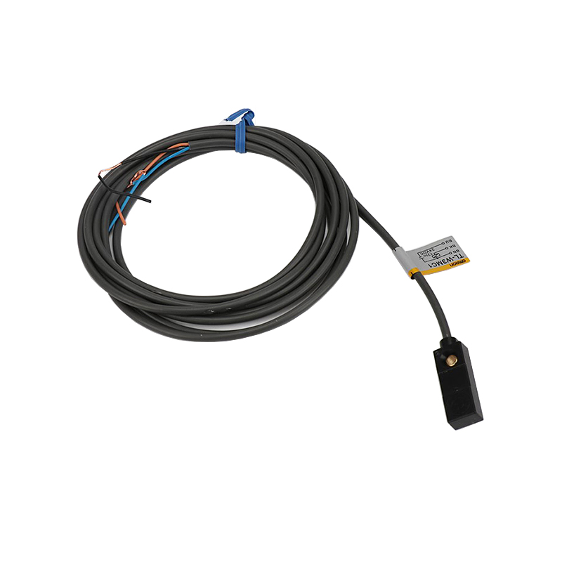 OMRON欧姆龙 TL-W3MC1方型扁平型接近传感器